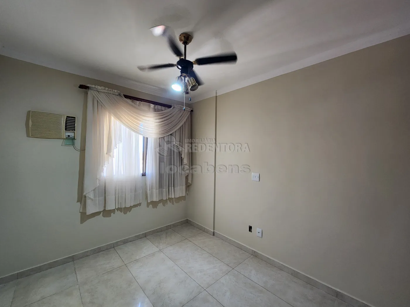 Comprar Apartamento / Padr&atilde;o em S&atilde;o Jos&eacute; do Rio Preto R$ 450.000,00 - Foto 13