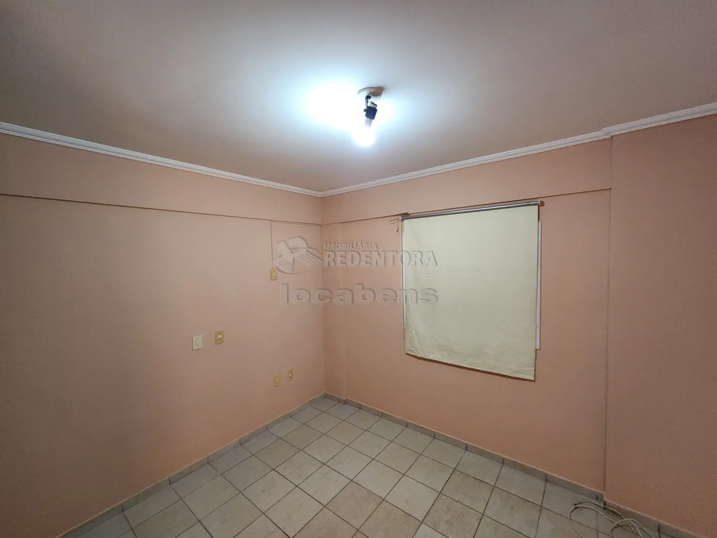 Alugar Apartamento / Padr&atilde;o em S&atilde;o Jos&eacute; do Rio Preto R$ 1.300,00 - Foto 7