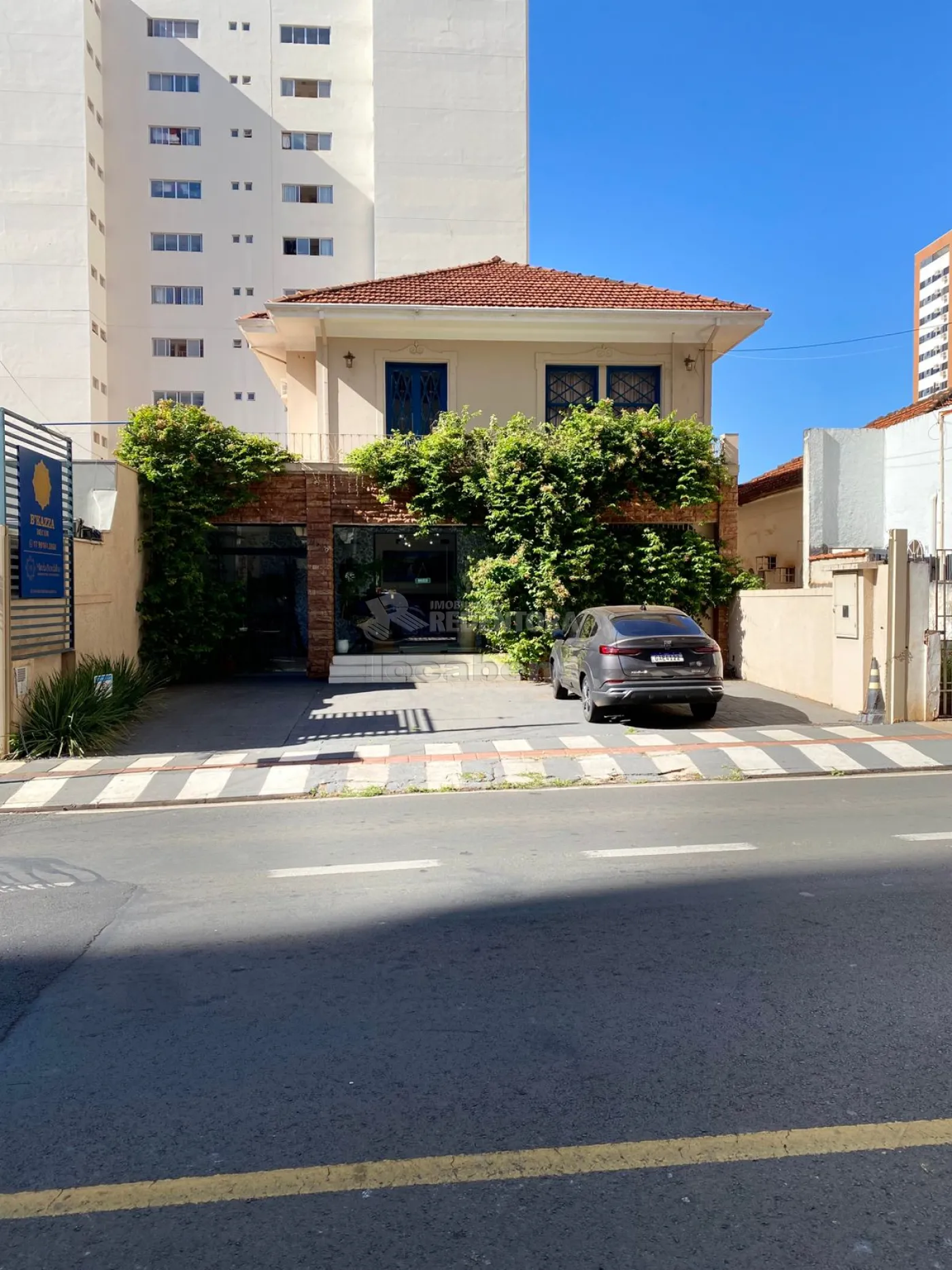 Alugar Comercial / Casa Comercial em S&atilde;o Jos&eacute; do Rio Preto R$ 3.500,00 - Foto 2