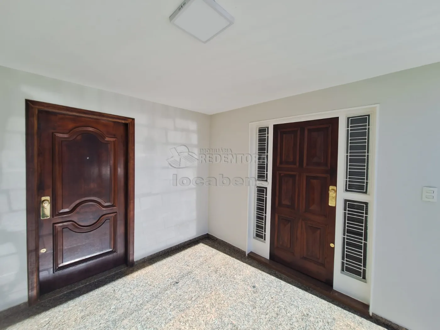 Alugar Casa / Padr&atilde;o em S&atilde;o Jos&eacute; do Rio Preto R$ 3.800,00 - Foto 1