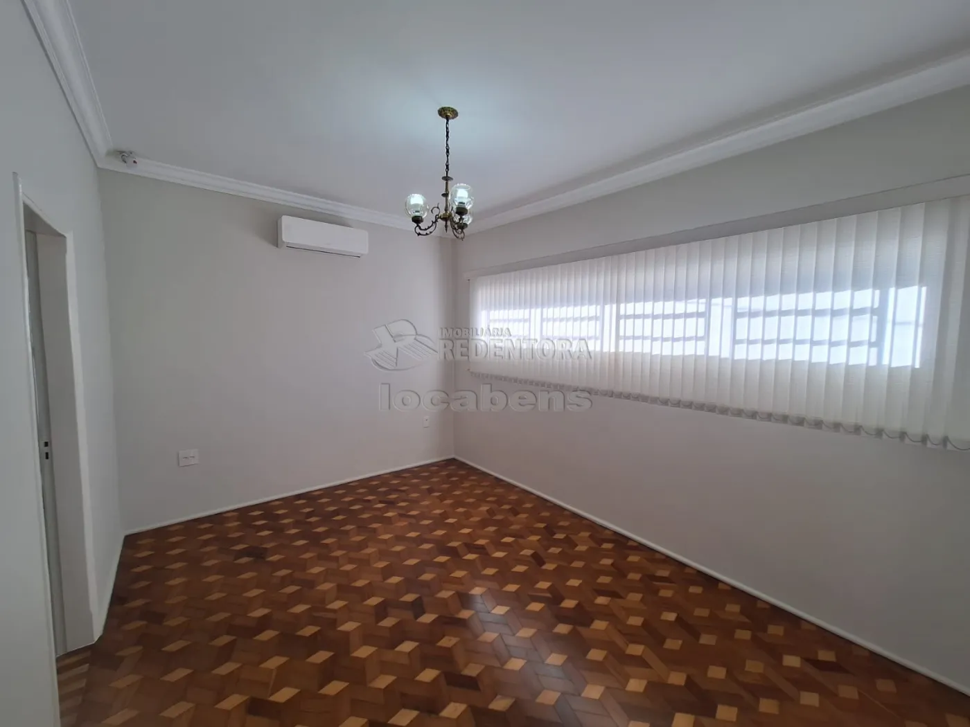 Alugar Casa / Padr&atilde;o em S&atilde;o Jos&eacute; do Rio Preto R$ 3.800,00 - Foto 2