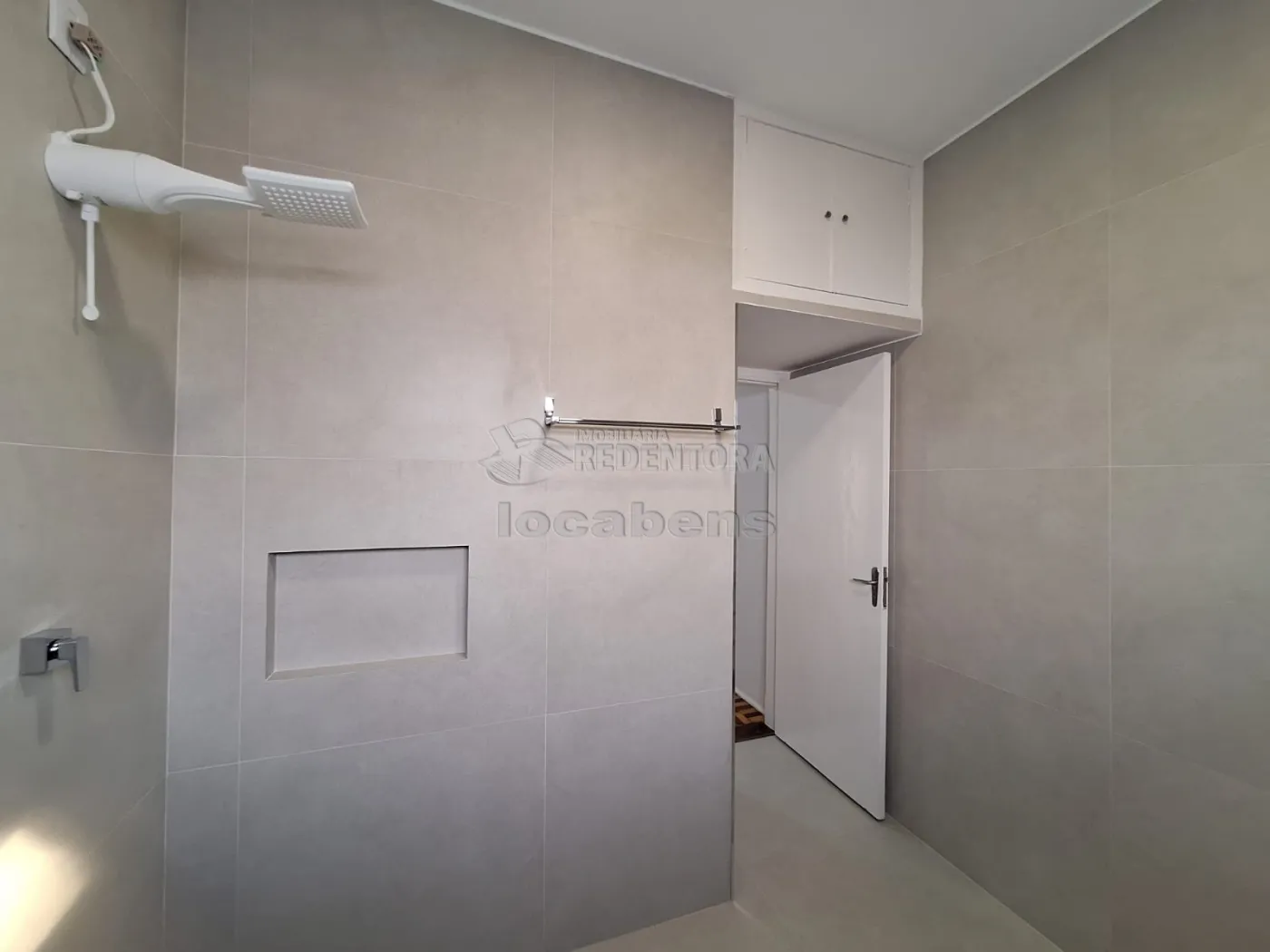 Alugar Casa / Padr&atilde;o em S&atilde;o Jos&eacute; do Rio Preto R$ 3.800,00 - Foto 36