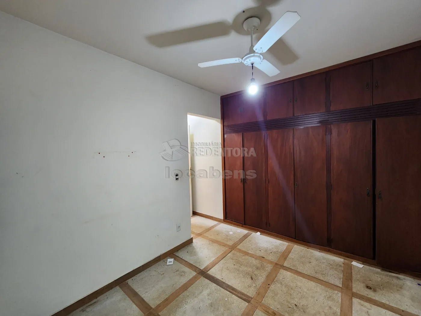 Alugar Casa / Condom&iacute;nio em S&atilde;o Jos&eacute; do Rio Preto R$ 10.000,00 - Foto 34