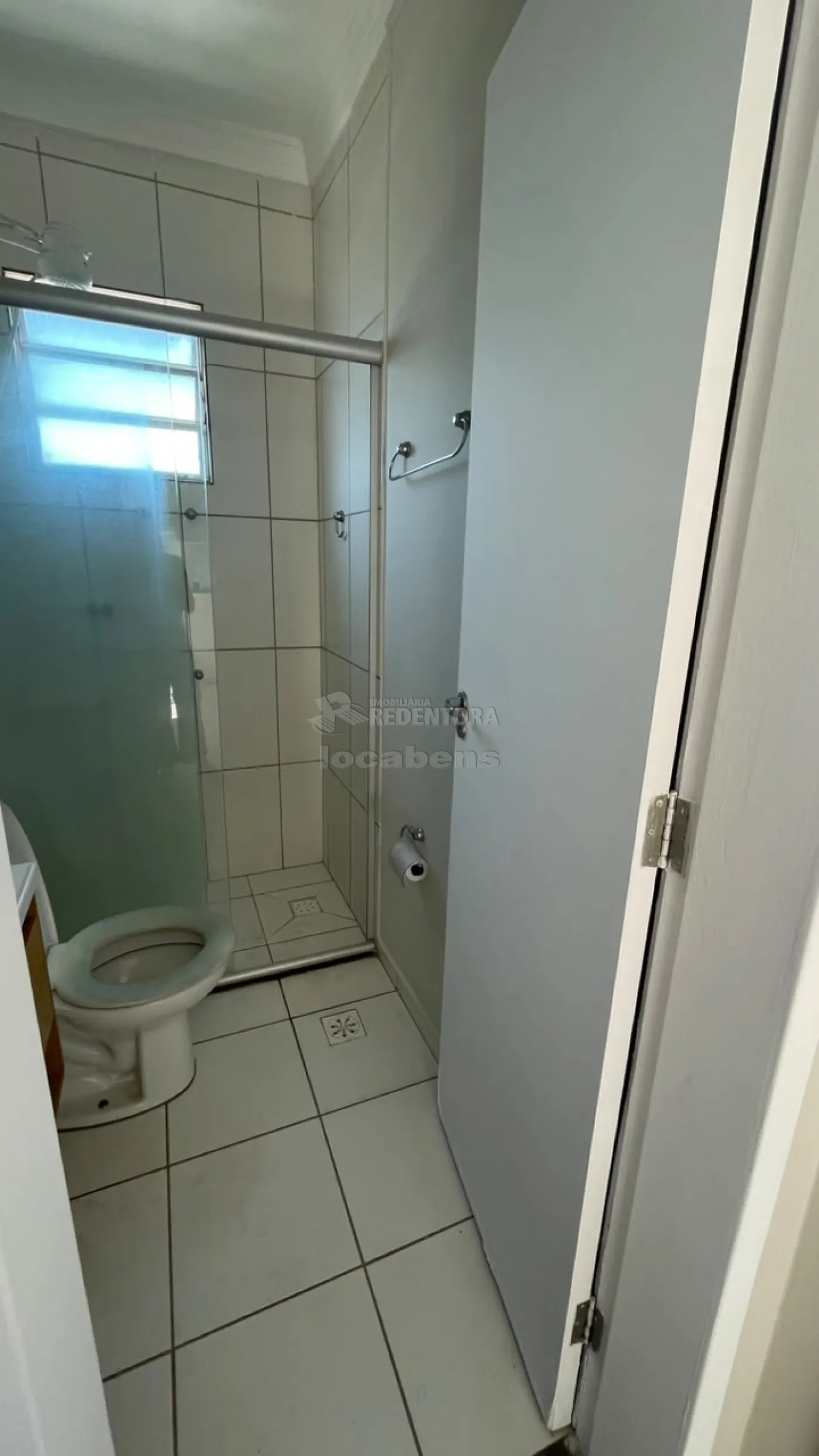 Alugar Apartamento / Padr&atilde;o em S&atilde;o Jos&eacute; do Rio Preto R$ 750,00 - Foto 18
