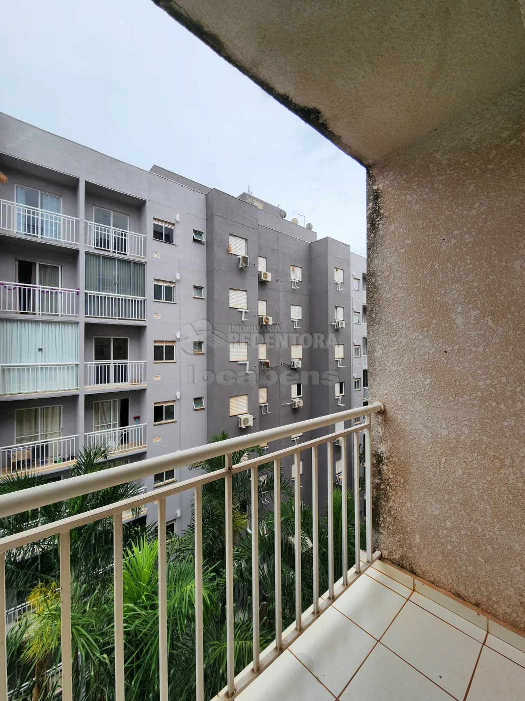 Alugar Apartamento / Padr&atilde;o em S&atilde;o Jos&eacute; do Rio Preto R$ 1.000,00 - Foto 4