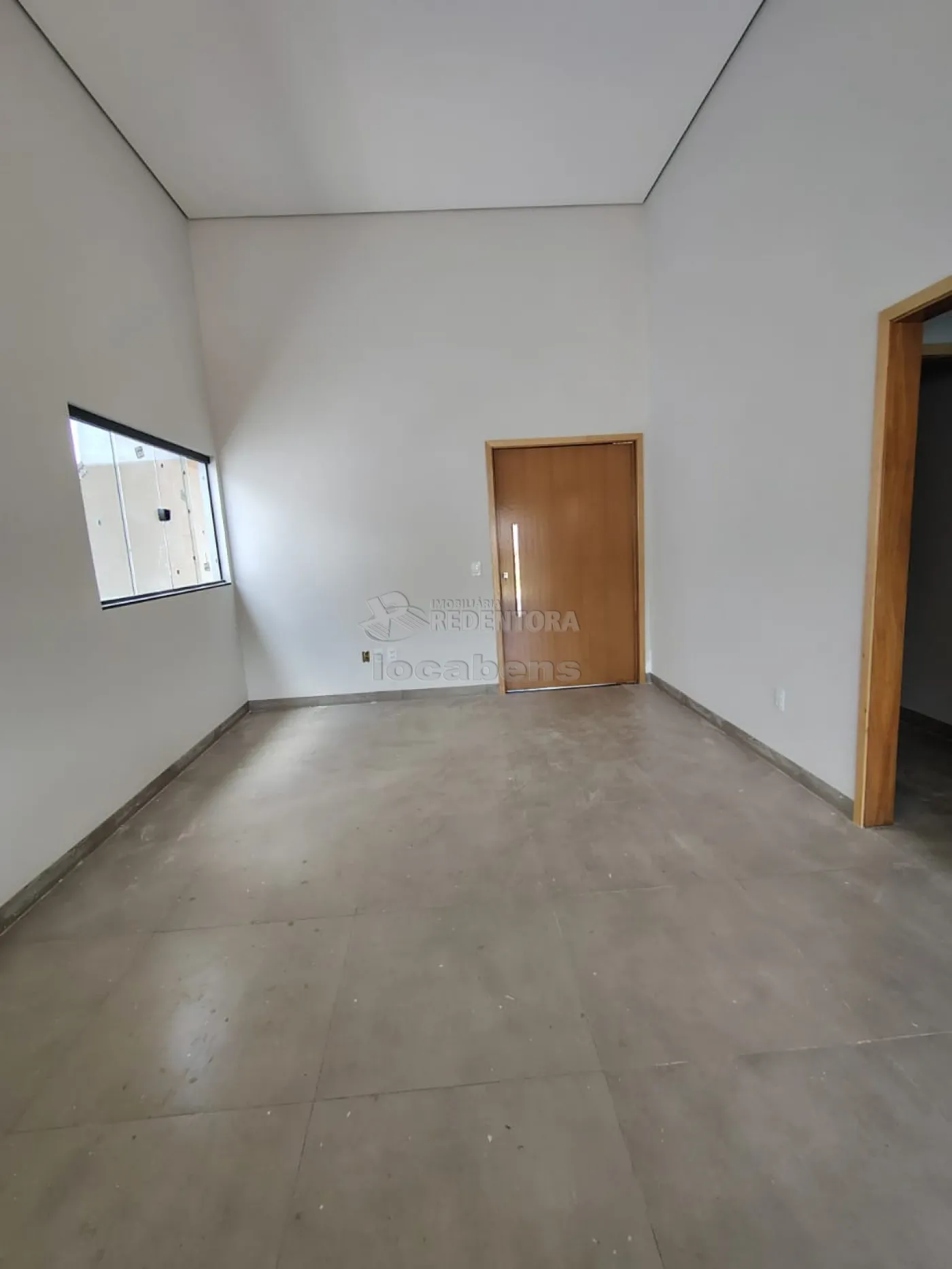 Alugar Casa / Padr&atilde;o em S&atilde;o Jos&eacute; do Rio Preto R$ 1.700,00 - Foto 1