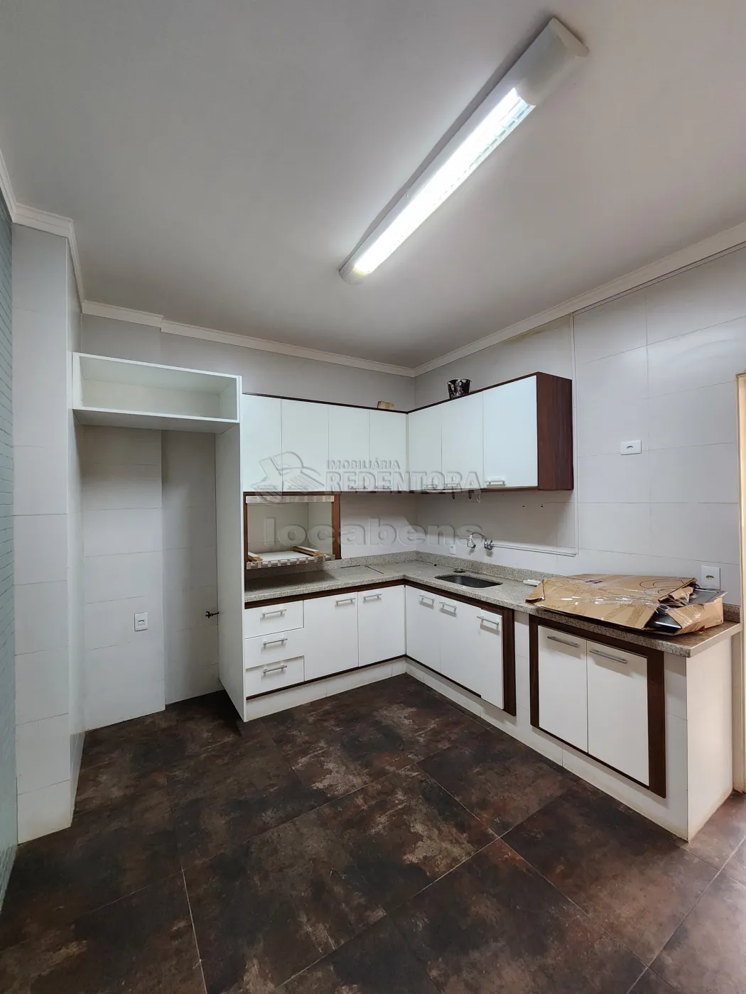 Alugar Apartamento / Padr&atilde;o em S&atilde;o Jos&eacute; do Rio Preto R$ 2.500,00 - Foto 3