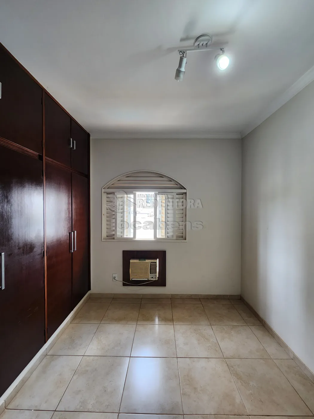 Alugar Apartamento / Padr&atilde;o em S&atilde;o Jos&eacute; do Rio Preto R$ 2.500,00 - Foto 9