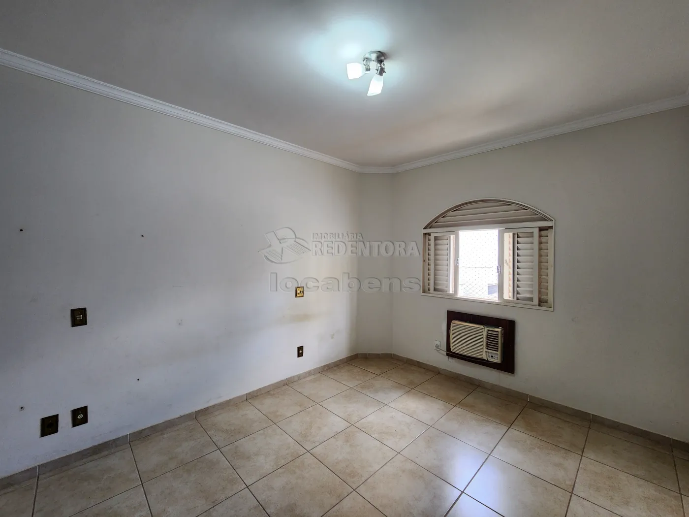 Alugar Apartamento / Padr&atilde;o em S&atilde;o Jos&eacute; do Rio Preto R$ 2.500,00 - Foto 12