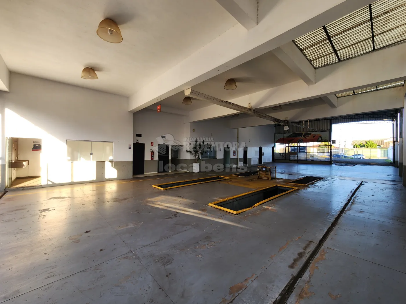 Alugar Comercial / Sal&atilde;o em S&atilde;o Jos&eacute; do Rio Preto R$ 15.000,00 - Foto 2