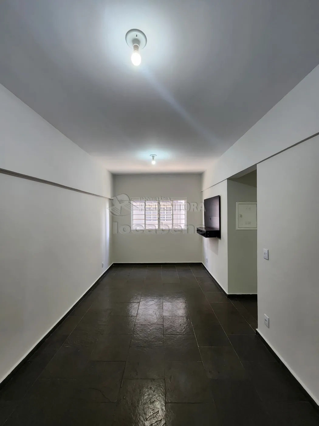 Alugar Apartamento / Padr&atilde;o em S&atilde;o Jos&eacute; do Rio Preto R$ 850,00 - Foto 1