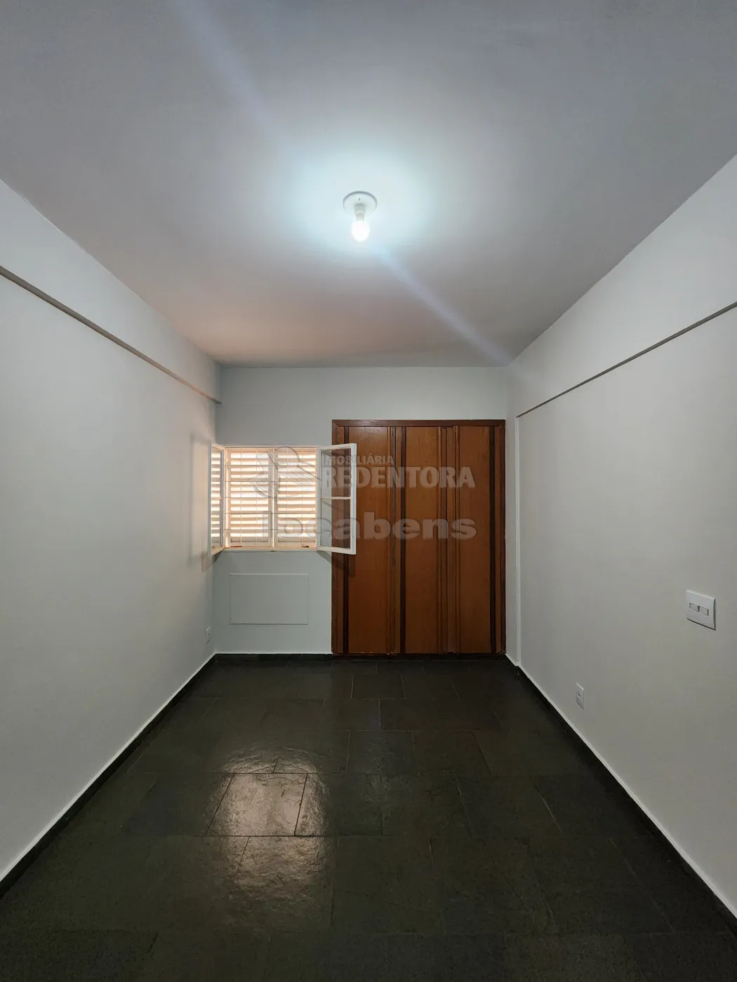 Alugar Apartamento / Padr&atilde;o em S&atilde;o Jos&eacute; do Rio Preto R$ 850,00 - Foto 5