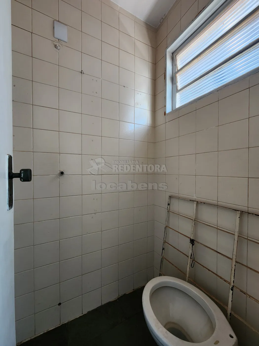 Alugar Apartamento / Padr&atilde;o em S&atilde;o Jos&eacute; do Rio Preto R$ 850,00 - Foto 11