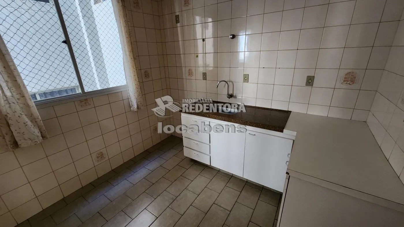 Alugar Apartamento / Padr&atilde;o em S&atilde;o Jos&eacute; do Rio Preto R$ 1.200,00 - Foto 4