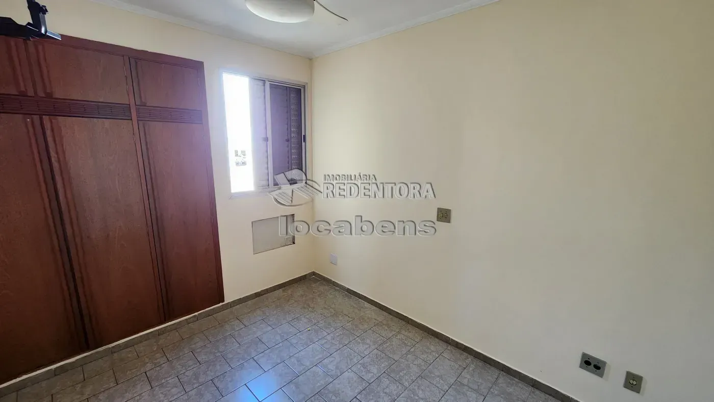 Alugar Apartamento / Padr&atilde;o em S&atilde;o Jos&eacute; do Rio Preto R$ 1.200,00 - Foto 7