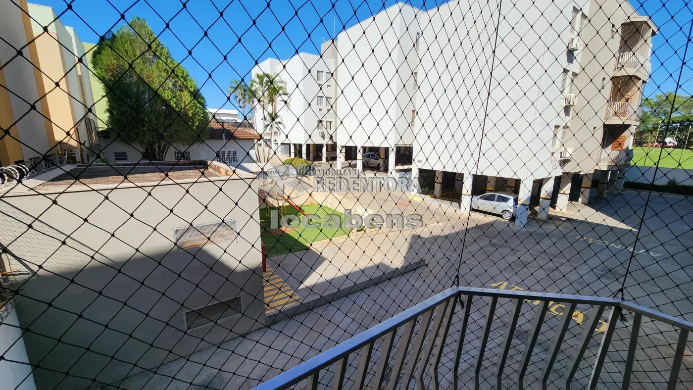 Alugar Apartamento / Padr&atilde;o em S&atilde;o Jos&eacute; do Rio Preto R$ 1.200,00 - Foto 16