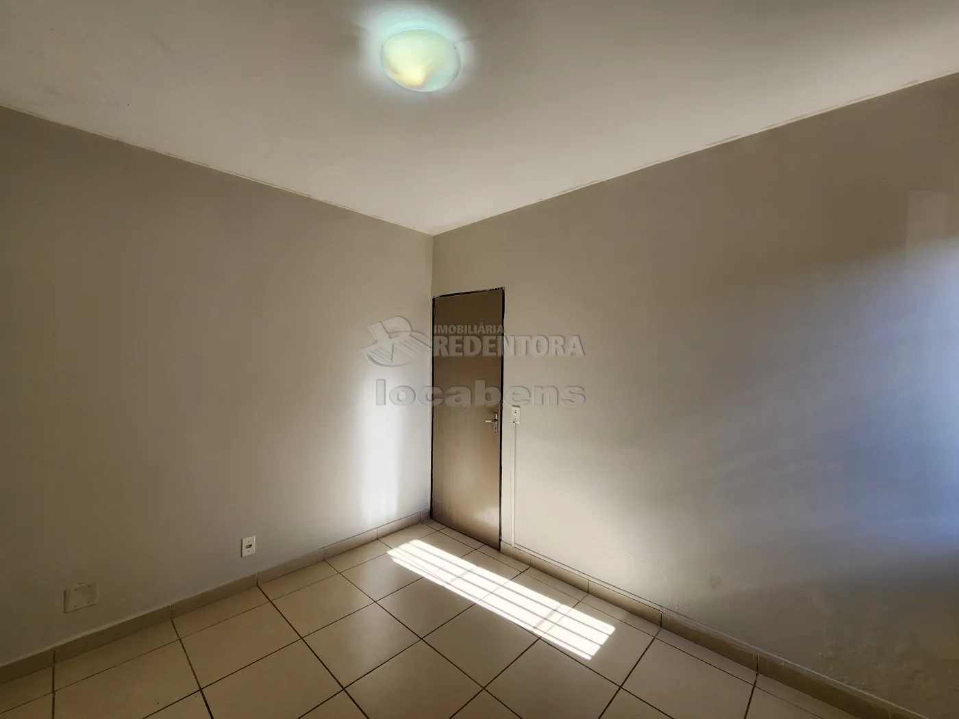 Apartamento com 2 quartos para aluguel, 70m² — foto 8 de 11