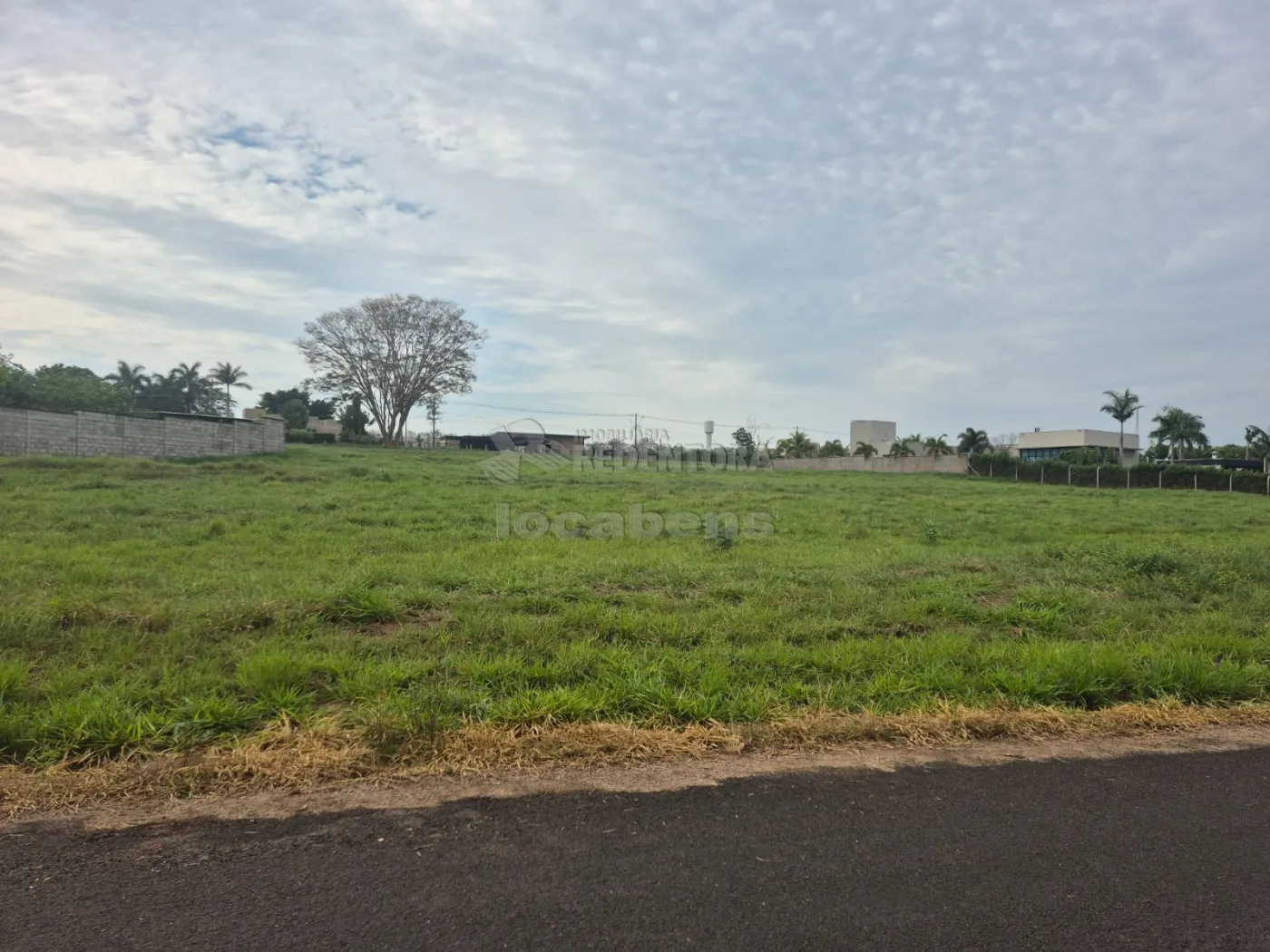 Comprar Terreno / Condom&iacute;nio em S&atilde;o Jos&eacute; do Rio Preto R$ 850.000,00 - Foto 1