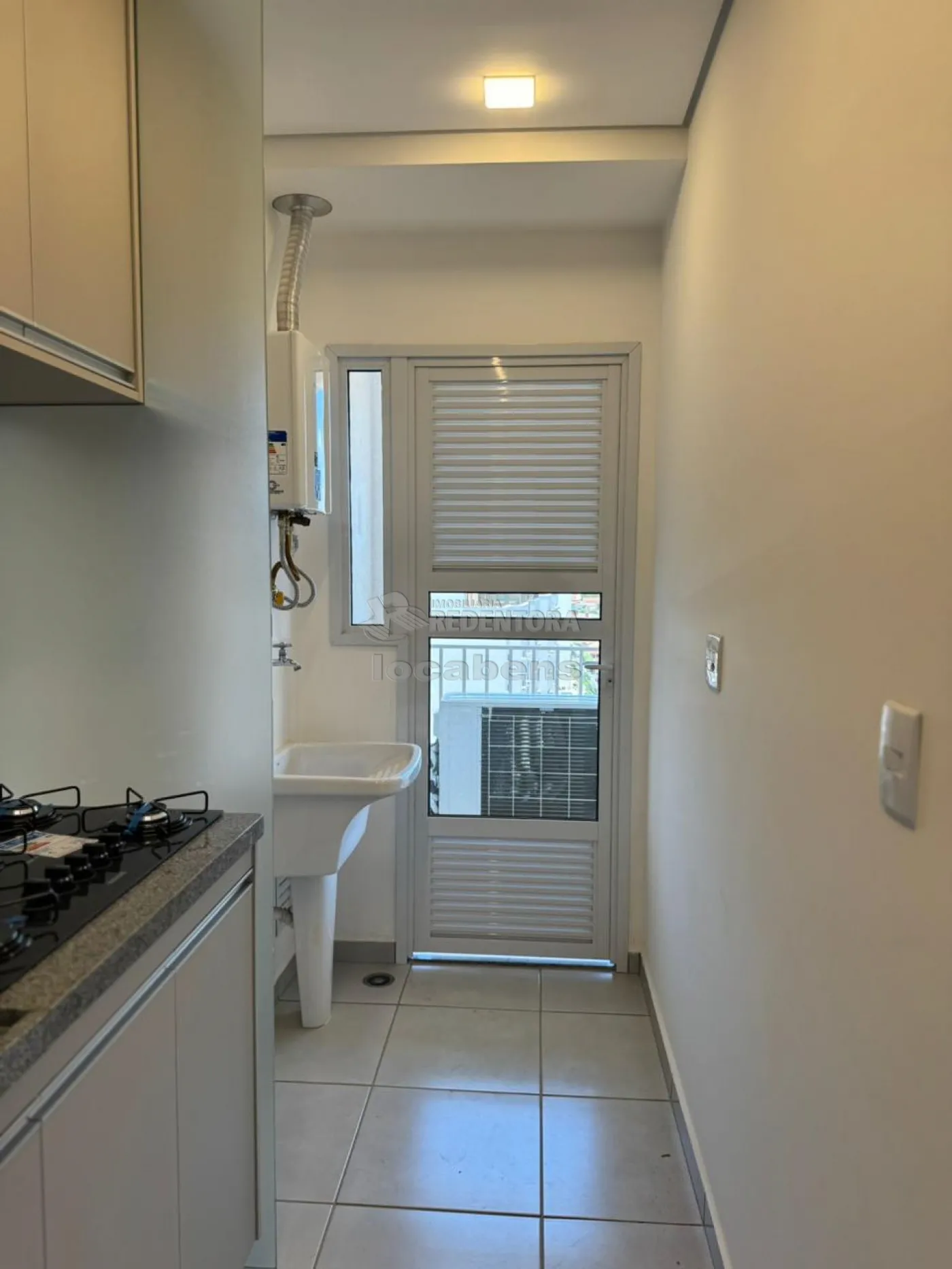 Alugar Apartamento / Padr&atilde;o em S&atilde;o Jos&eacute; do Rio Preto R$ 3.100,00 - Foto 2