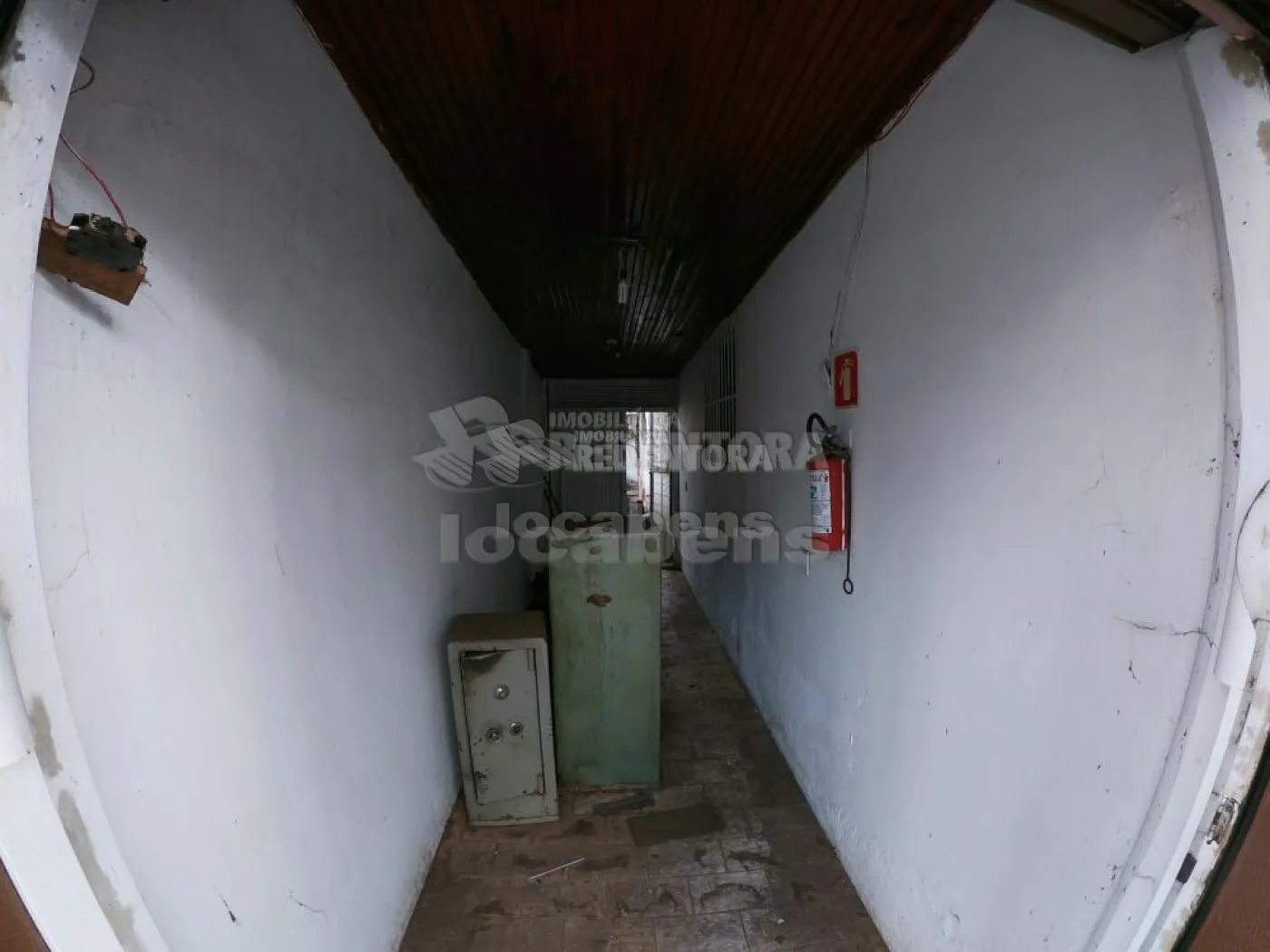 Alugar Comercial / Sal&atilde;o em S&atilde;o Jos&eacute; do Rio Preto R$ 700,00 - Foto 3
