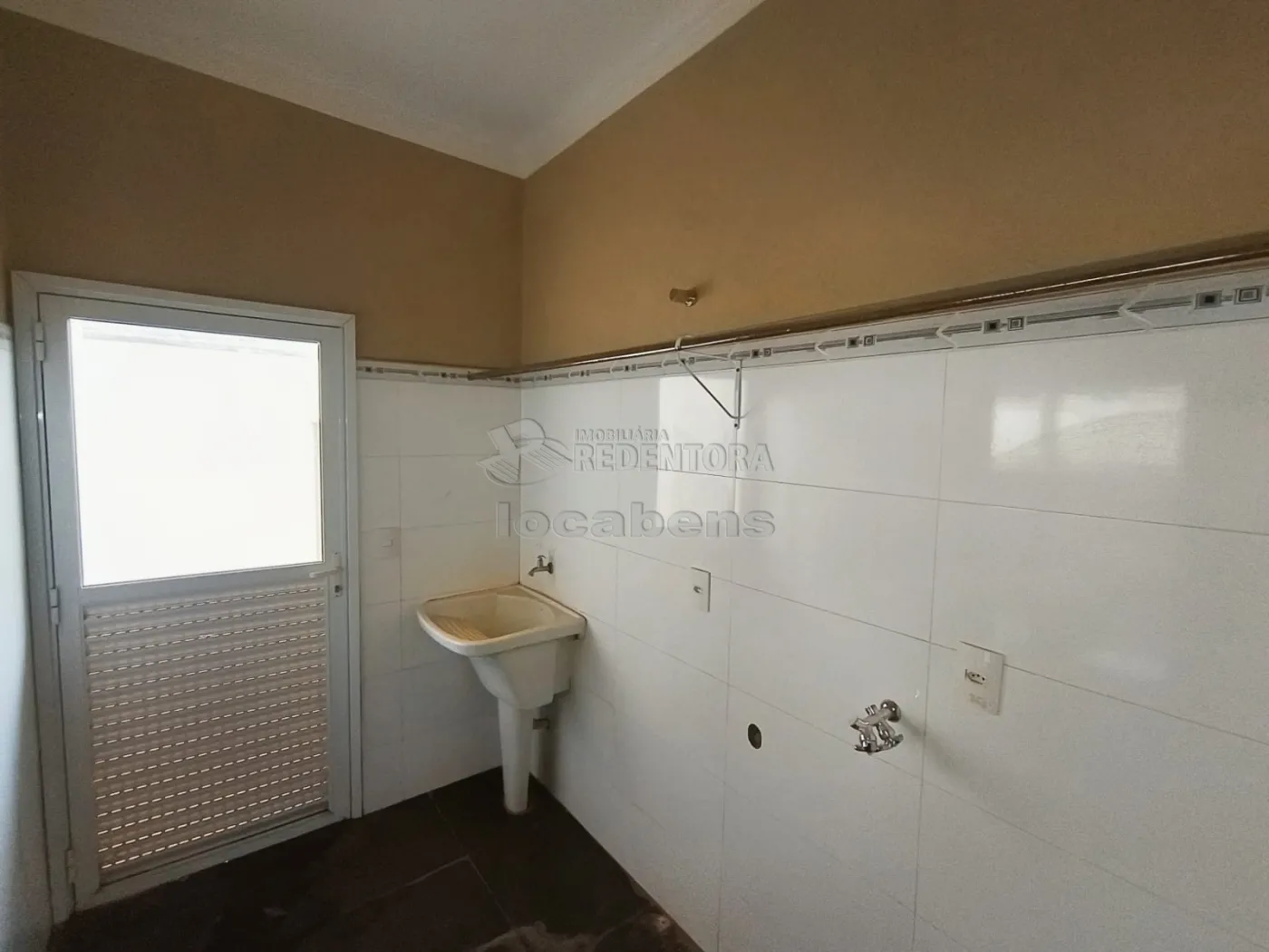 Alugar Casa / Condom&iacute;nio em S&atilde;o Jos&eacute; do Rio Preto R$ 5.000,00 - Foto 35