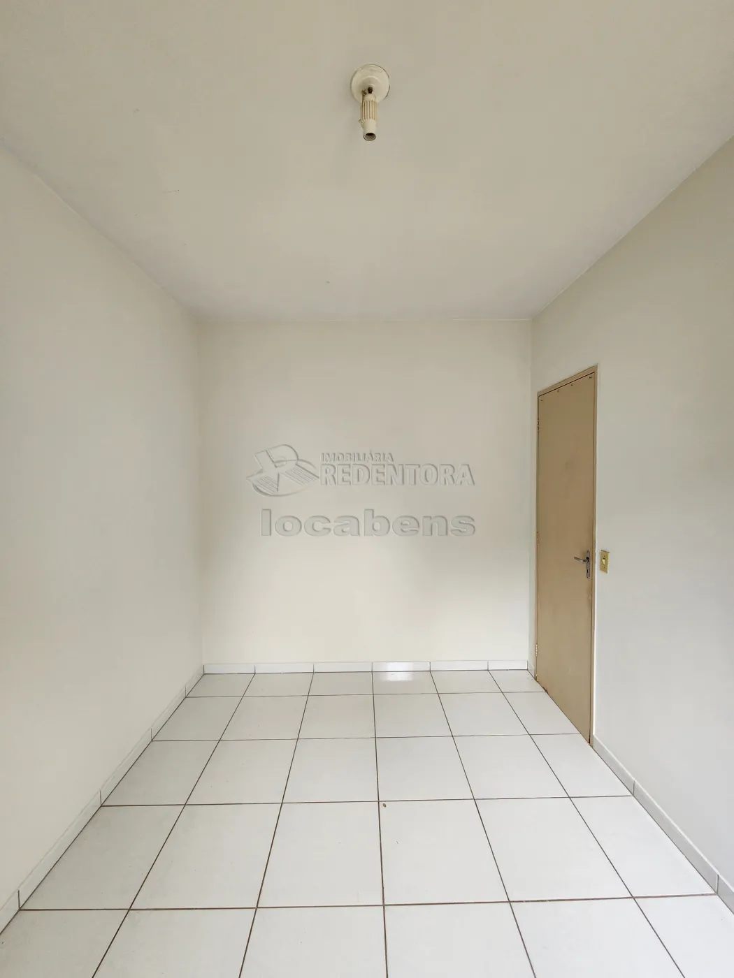 Alugar Apartamento / Padr&atilde;o em S&atilde;o Jos&eacute; do Rio Preto R$ 1.000,00 - Foto 10