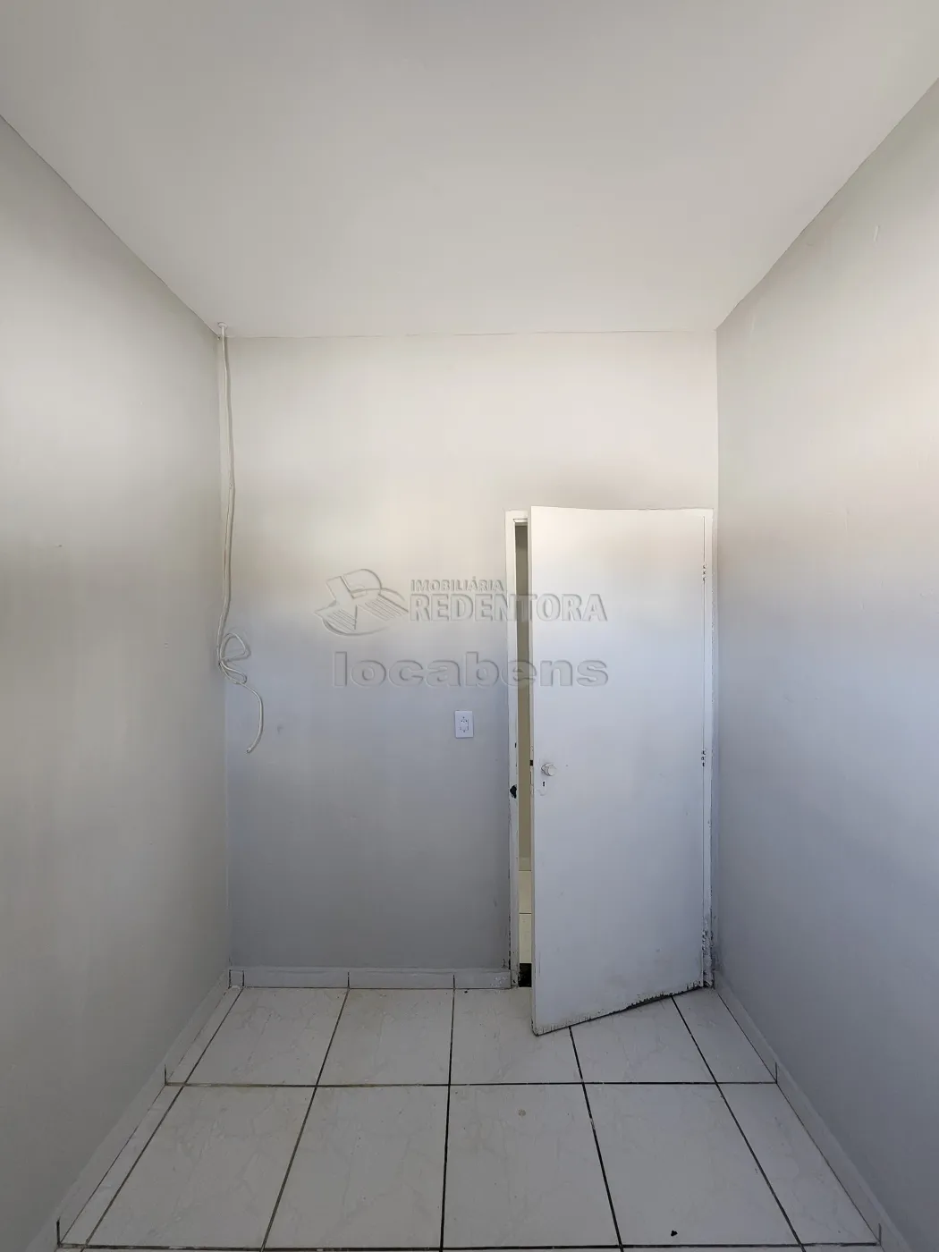 Alugar Casa / Padr&atilde;o em S&atilde;o Jos&eacute; do Rio Preto R$ 950,00 - Foto 7