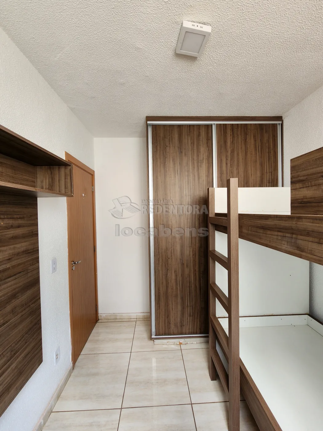 Alugar Apartamento / Padr&atilde;o em S&atilde;o Jos&eacute; do Rio Preto R$ 1.000,00 - Foto 6