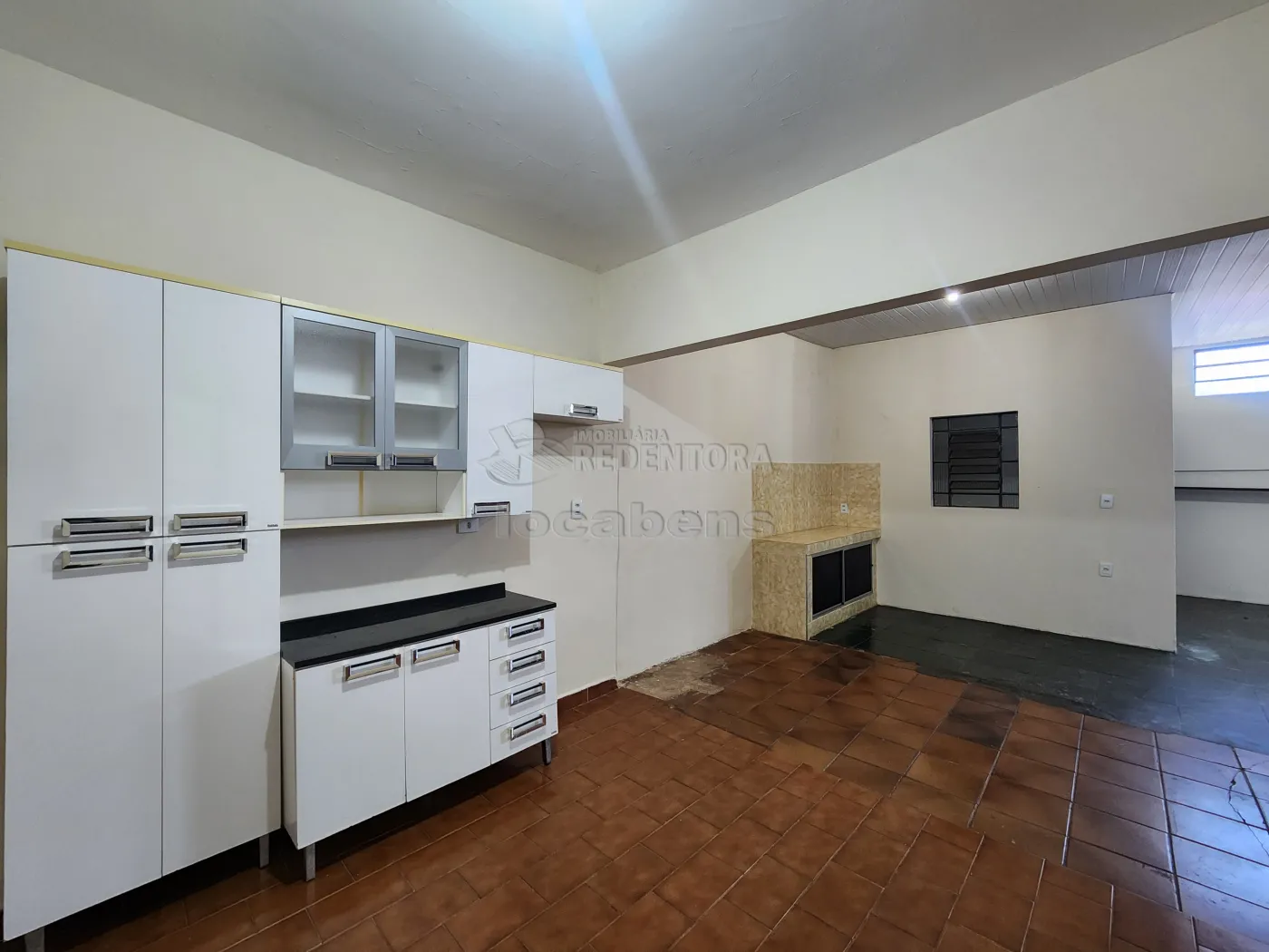 Alugar Casa / Padr&atilde;o em S&atilde;o Jos&eacute; do Rio Preto R$ 1.800,00 - Foto 4