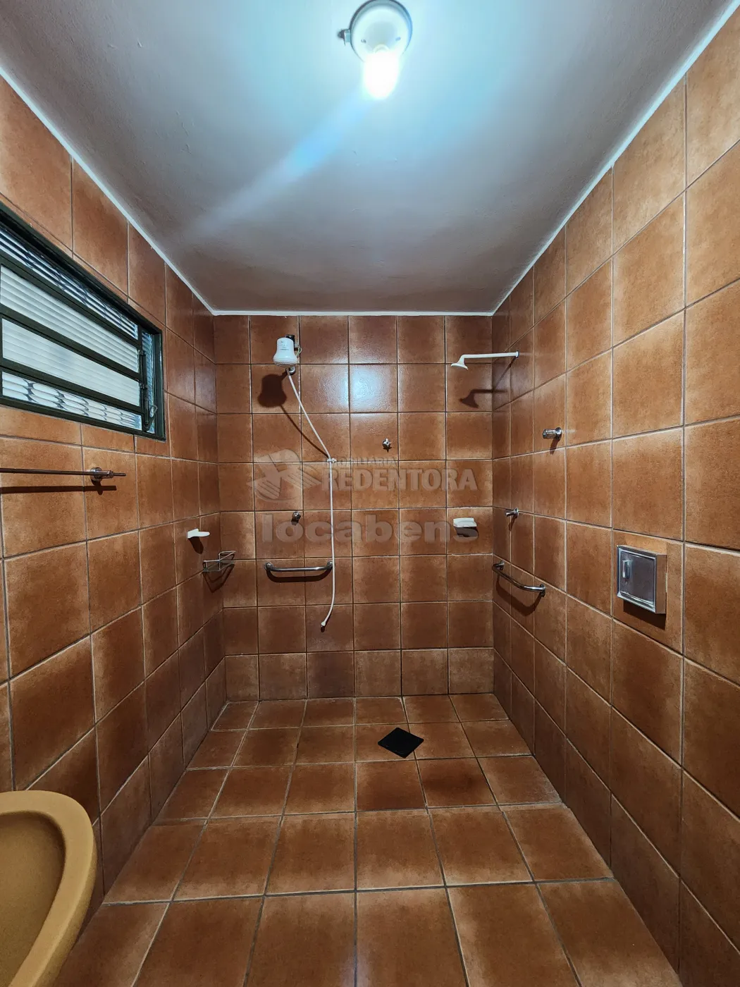 Alugar Casa / Padr&atilde;o em S&atilde;o Jos&eacute; do Rio Preto R$ 1.800,00 - Foto 10