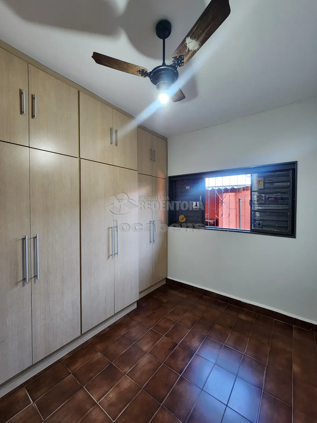 Alugar Casa / Padr&atilde;o em S&atilde;o Jos&eacute; do Rio Preto R$ 1.800,00 - Foto 11