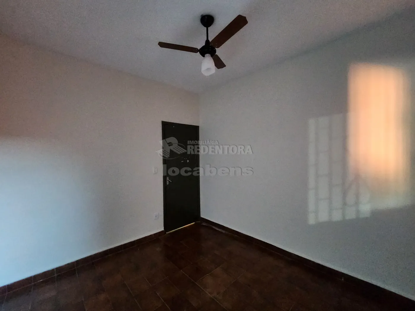 Alugar Casa / Padr&atilde;o em S&atilde;o Jos&eacute; do Rio Preto R$ 1.800,00 - Foto 15