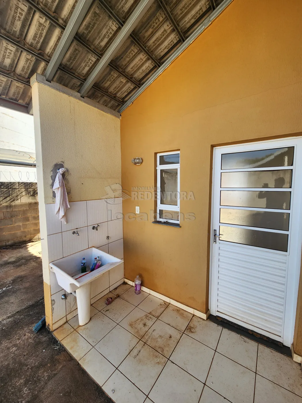 Alugar Casa / Padr&atilde;o em S&atilde;o Jos&eacute; do Rio Preto R$ 880,00 - Foto 12