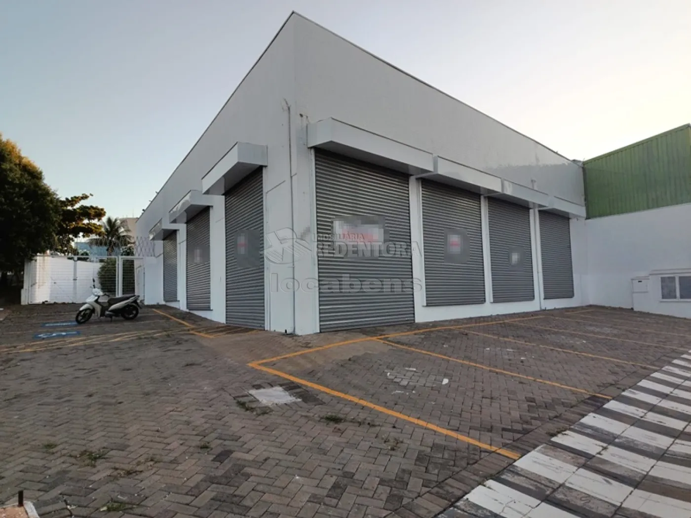 Comprar Comercial / Pr&eacute;dio Inteiro em S&atilde;o Jos&eacute; do Rio Preto - Foto 1