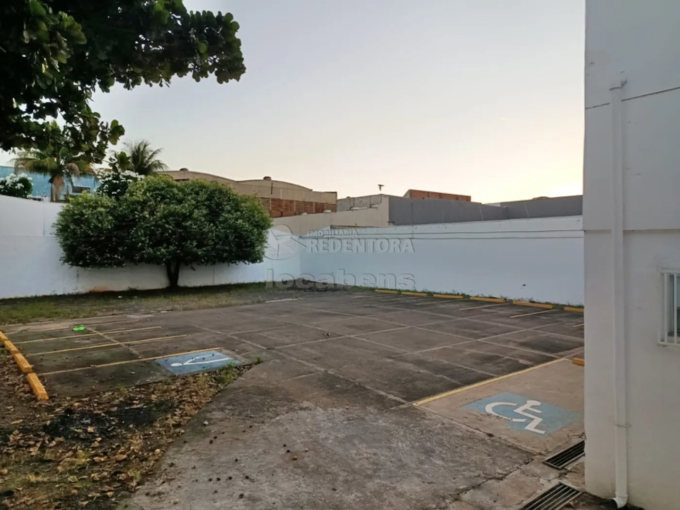 Comprar Comercial / Pr&eacute;dio Inteiro em S&atilde;o Jos&eacute; do Rio Preto - Foto 3