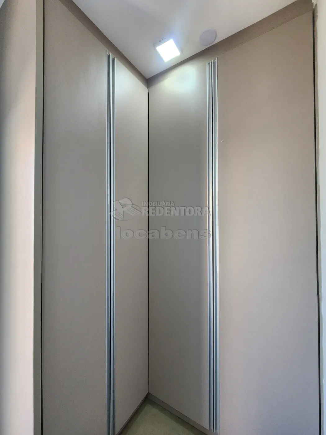 Alugar Apartamento / Padr&atilde;o em S&atilde;o Jos&eacute; do Rio Preto R$ 2.950,00 - Foto 14