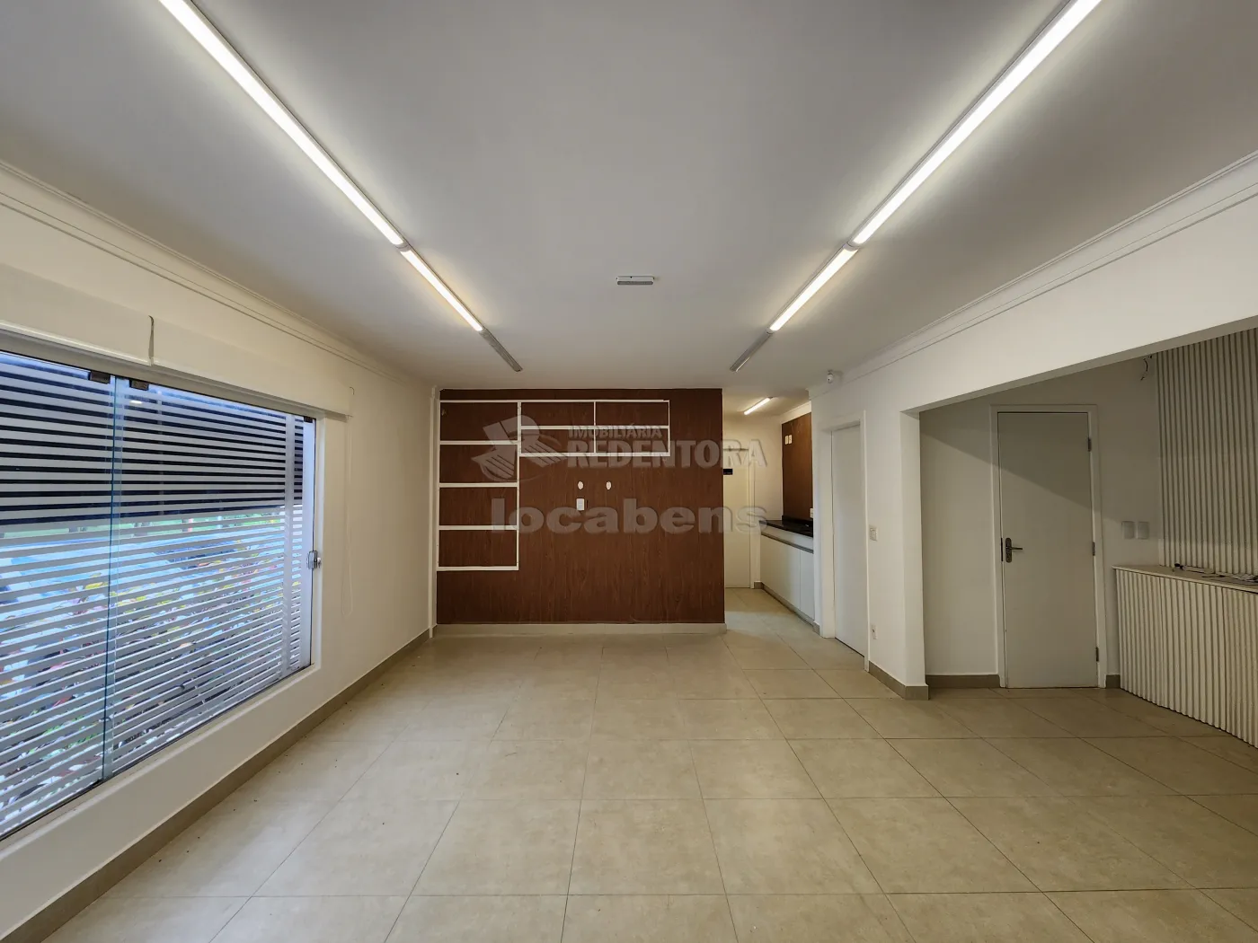 Alugar Comercial / Sal&atilde;o em S&atilde;o Jos&eacute; do Rio Preto R$ 18.000,00 - Foto 4