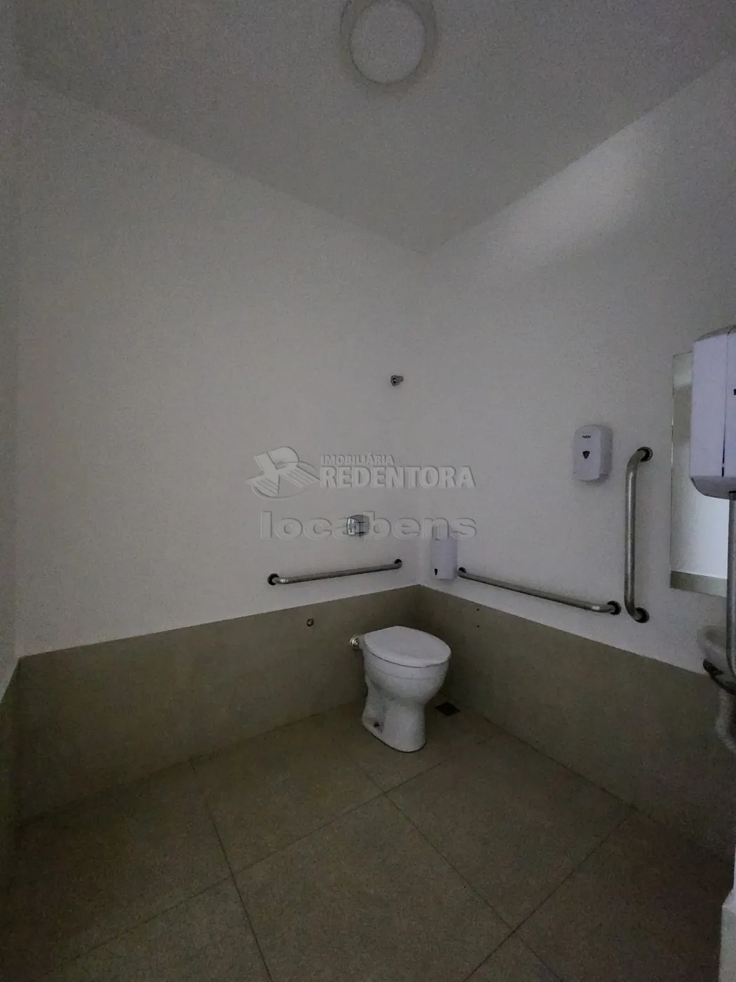 Alugar Comercial / Sal&atilde;o em S&atilde;o Jos&eacute; do Rio Preto R$ 18.000,00 - Foto 9