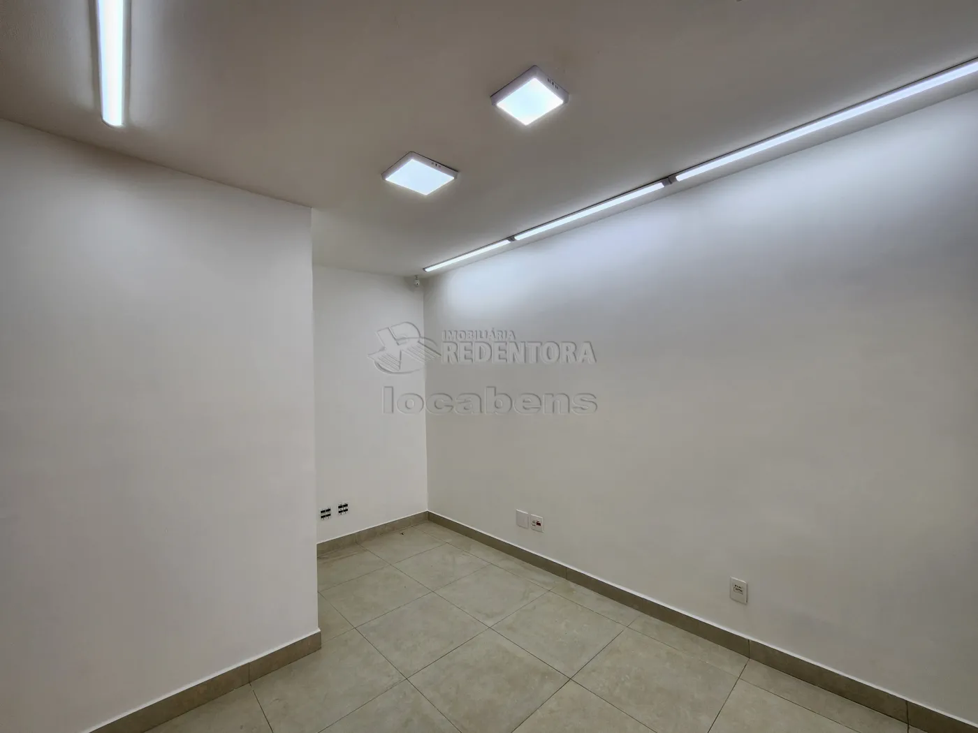 Alugar Comercial / Sal&atilde;o em S&atilde;o Jos&eacute; do Rio Preto R$ 18.000,00 - Foto 12