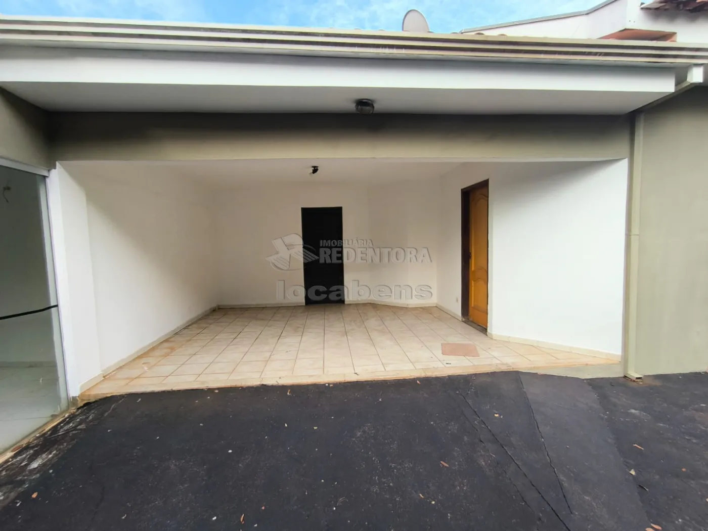 Comprar Casa / Padr&atilde;o em S&atilde;o Jos&eacute; do Rio Preto R$ 405.000,00 - Foto 3