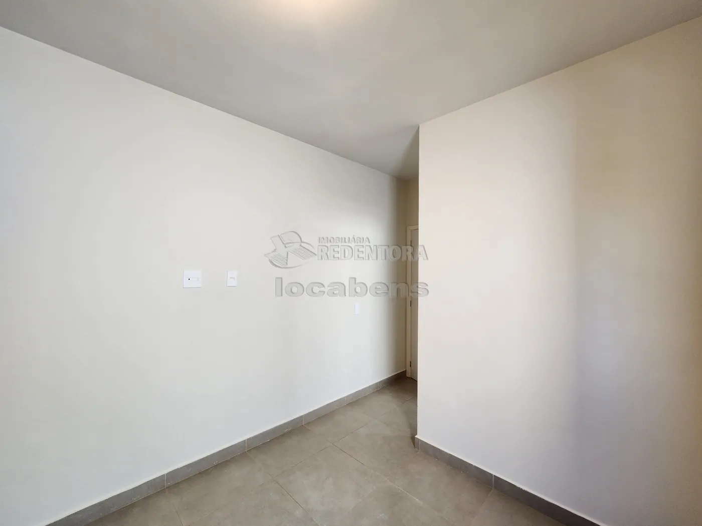 Alugar Casa / Condom&iacute;nio em S&atilde;o Jos&eacute; do Rio Preto R$ 2.500,00 - Foto 18