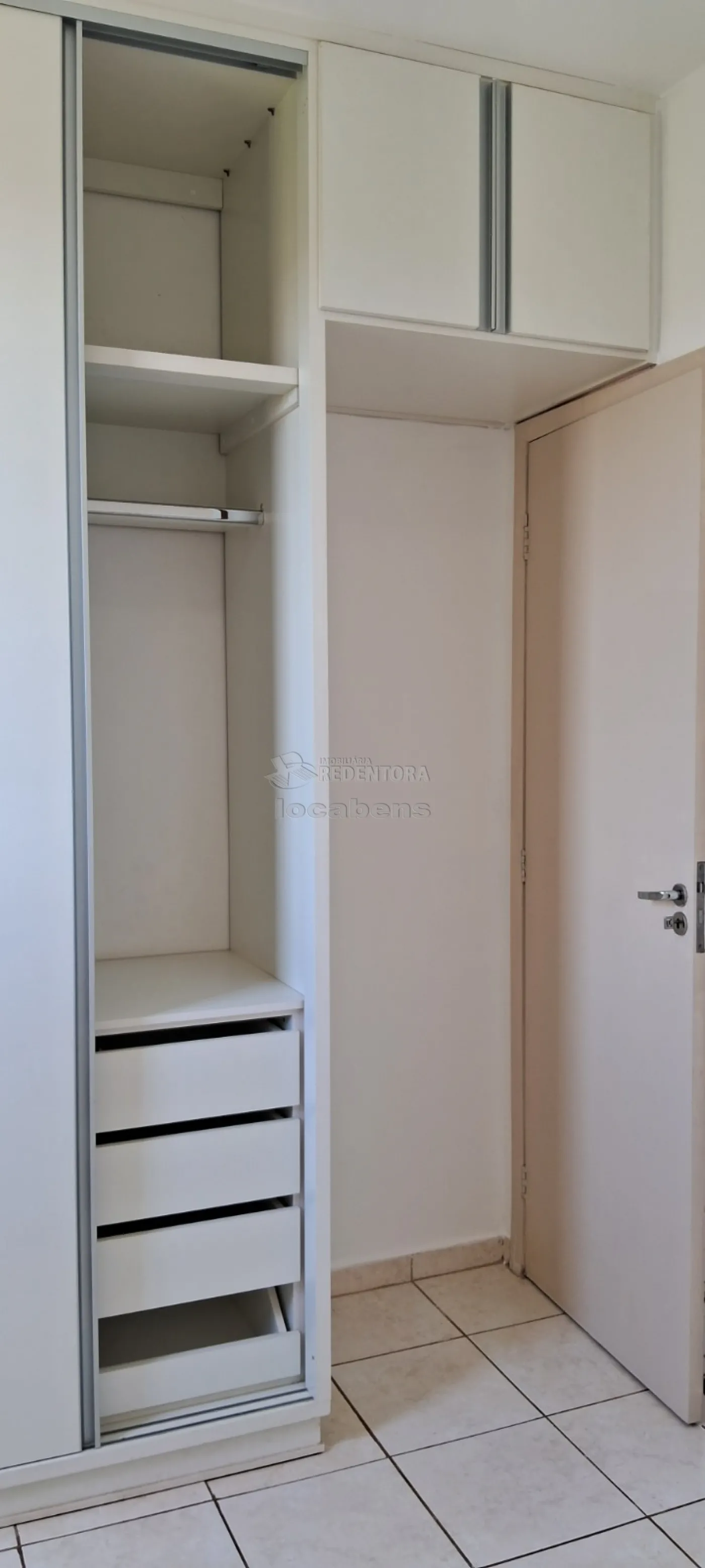 Alugar Apartamento / Padr&atilde;o em S&atilde;o Jos&eacute; do Rio Preto R$ 1.200,00 - Foto 13