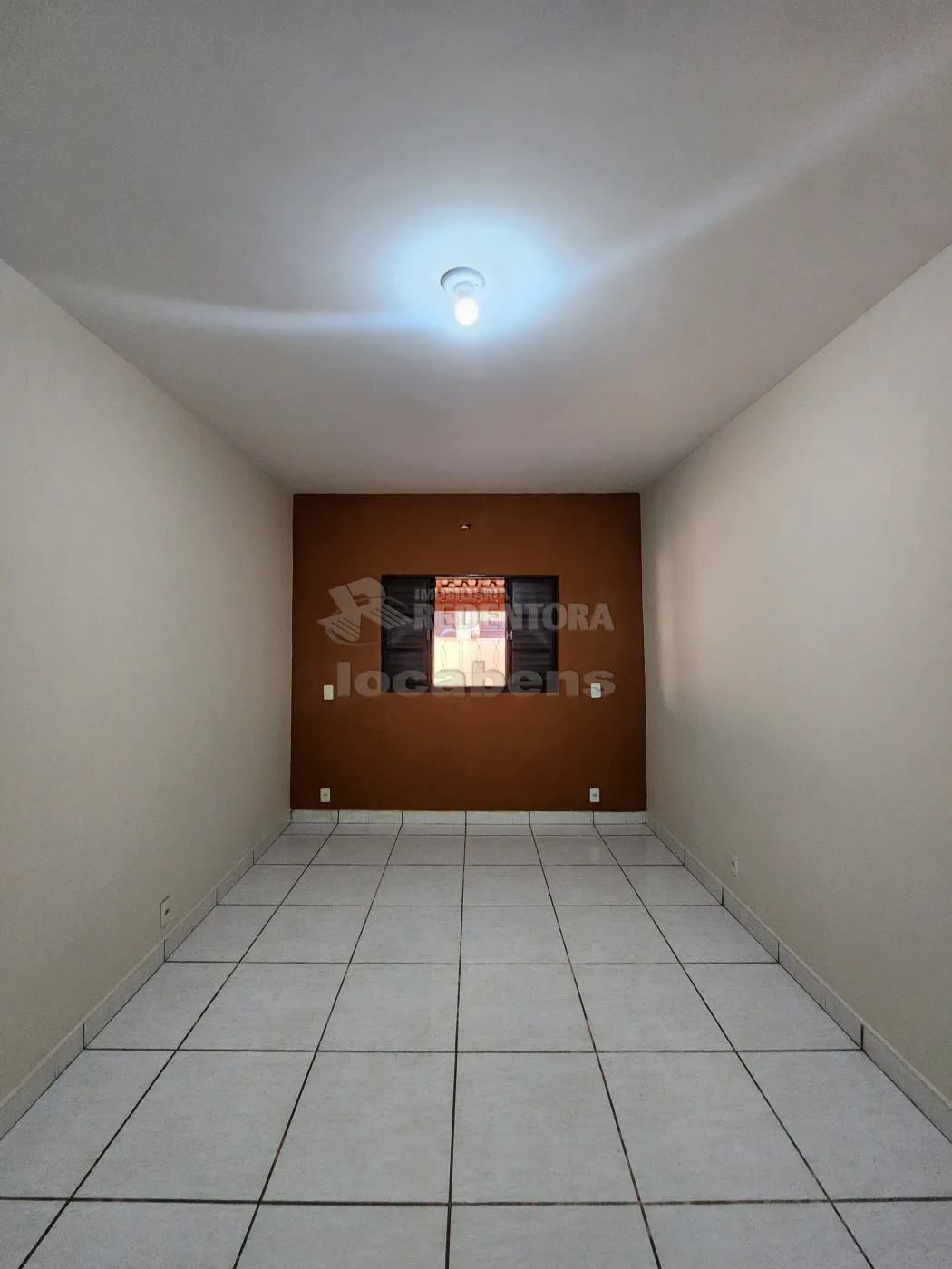 Alugar Casa / Padr&atilde;o em S&atilde;o Jos&eacute; do Rio Preto R$ 1.100,00 - Foto 5