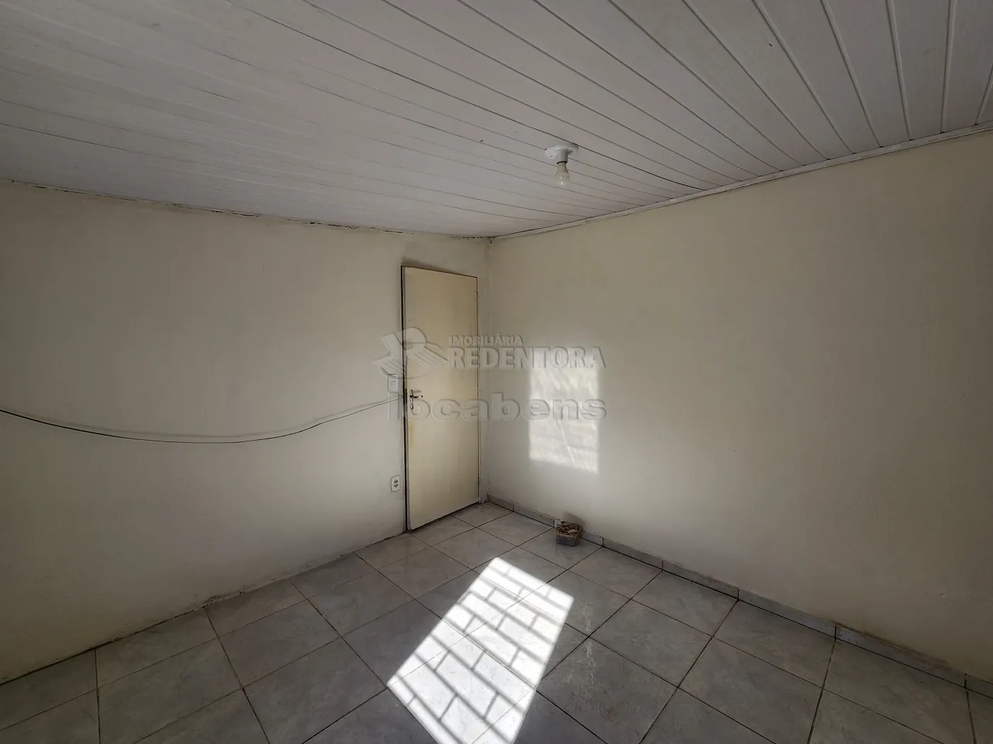 Alugar Casa / Padr&atilde;o em S&atilde;o Jos&eacute; do Rio Preto R$ 700,00 - Foto 6