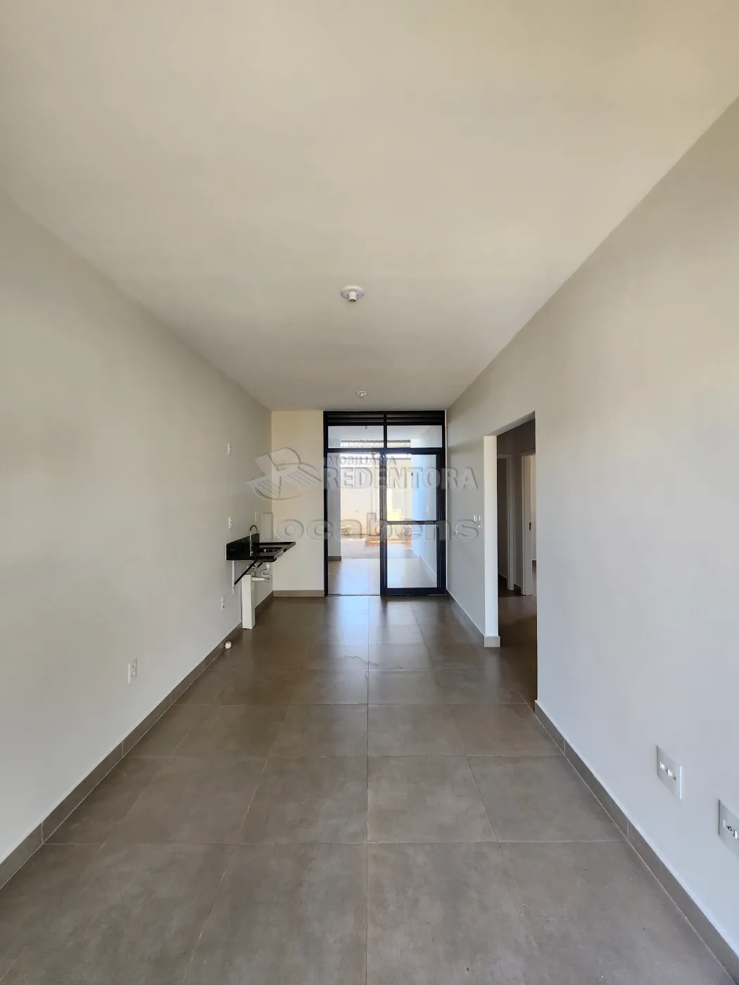 Alugar Casa / Condom&iacute;nio em S&atilde;o Jos&eacute; do Rio Preto R$ 2.500,00 - Foto 1