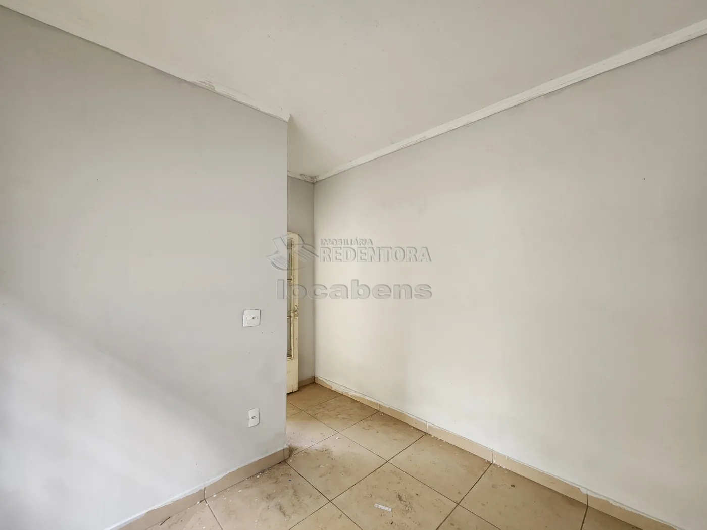 Alugar Casa / Padr&atilde;o em S&atilde;o Jos&eacute; do Rio Preto R$ 1.100,00 - Foto 3
