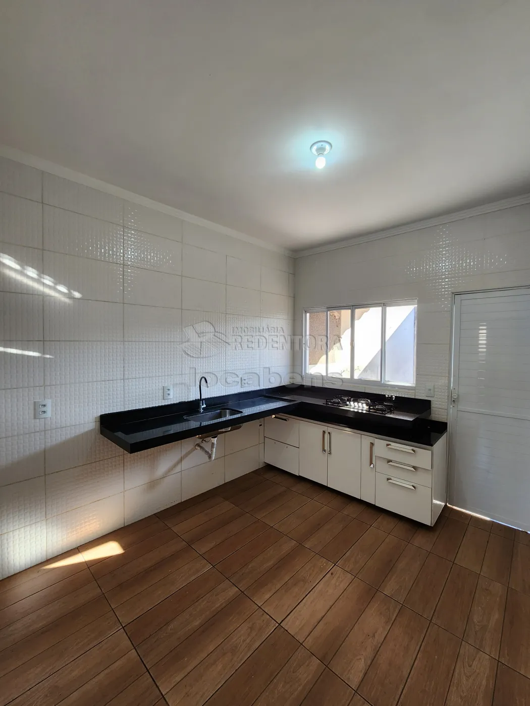 Alugar Casa / Padr&atilde;o em Mirassol R$ 1.550,00 - Foto 4
