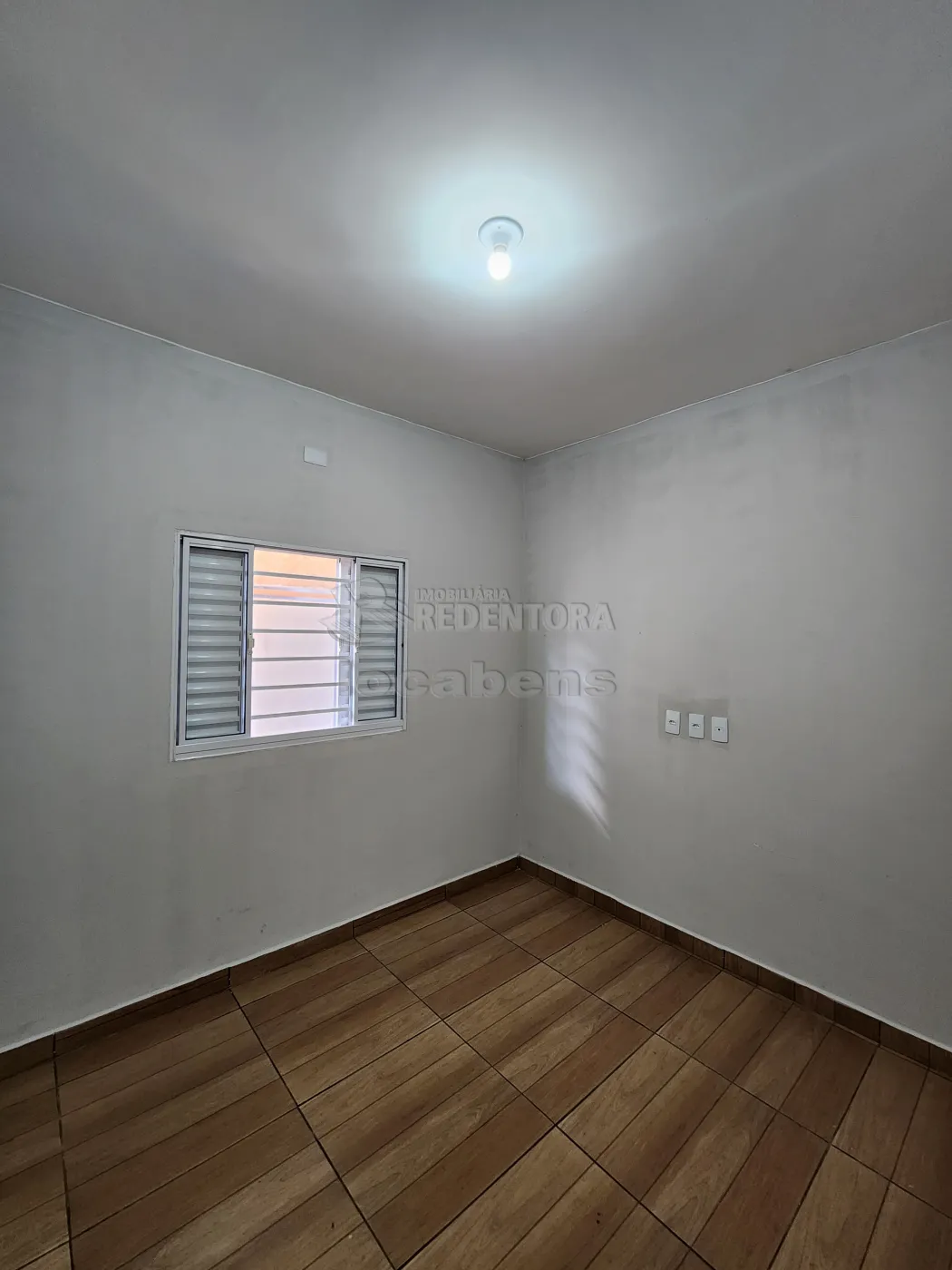 Alugar Casa / Padr&atilde;o em Mirassol R$ 1.550,00 - Foto 8