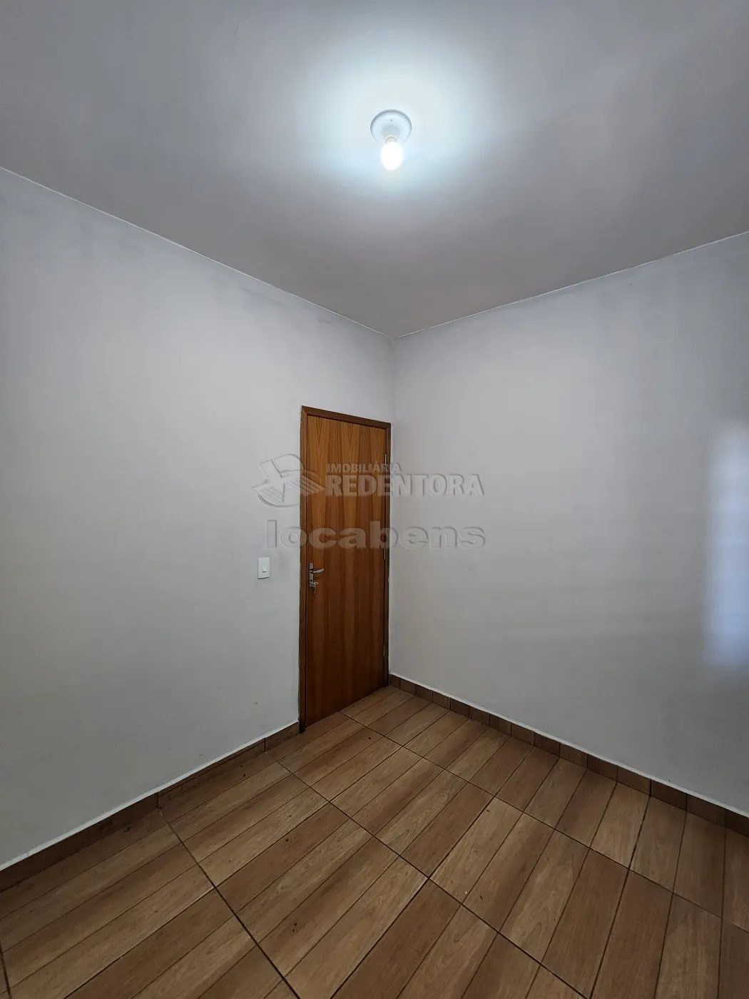 Alugar Casa / Padr&atilde;o em Mirassol R$ 1.550,00 - Foto 9
