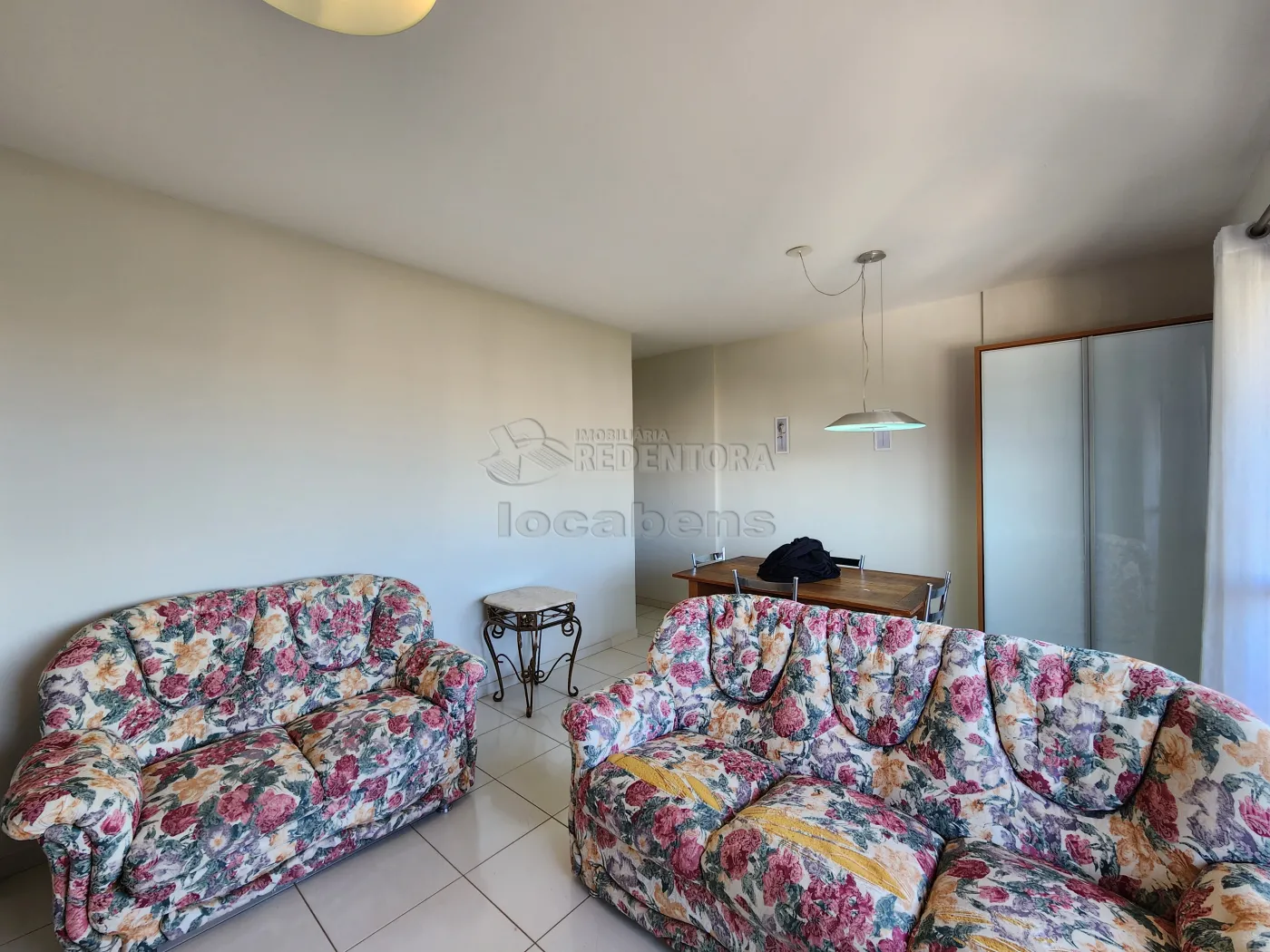 Alugar Apartamento / Padr&atilde;o em S&atilde;o Jos&eacute; do Rio Preto R$ 2.100,00 - Foto 2